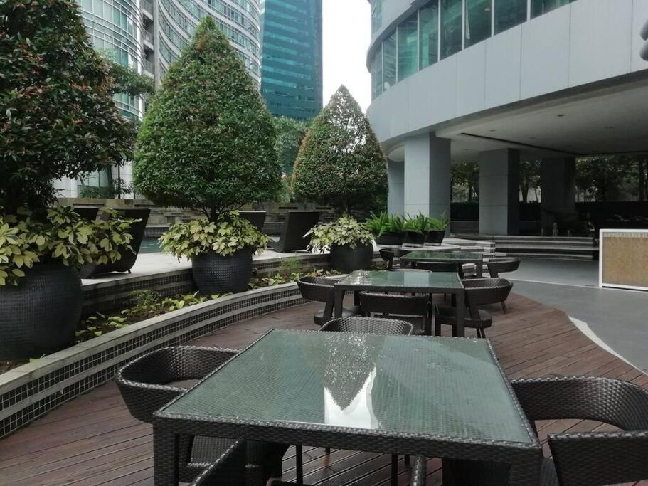 Spacious Bgc 2 Bedroom With A View Manila Exterior photo