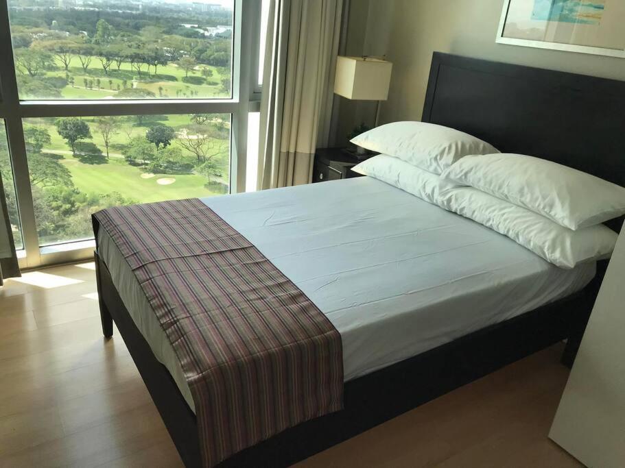 Spacious Bgc 2 Bedroom With A View Manila Exterior photo