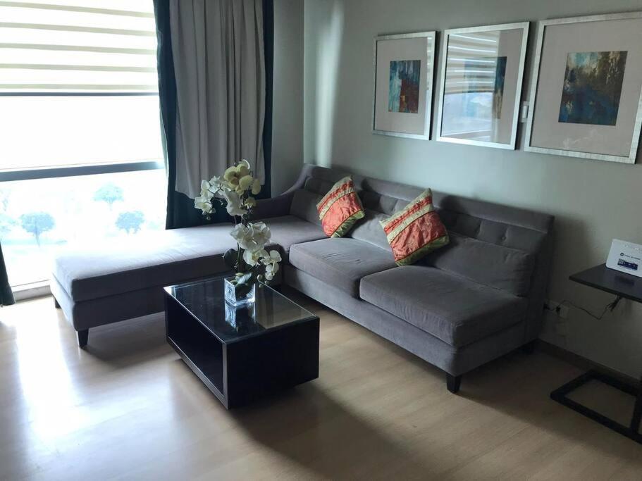 Spacious Bgc 2 Bedroom With A View Manila Exterior photo